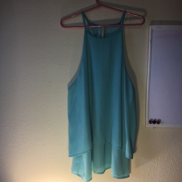 Halter Top Tank - Picture 2 of 8